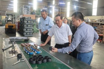 Các thành viên Hiệp hội nước sạch Thái Bình đến tham quan và làm việc tại nhà máy sản xuất công ty HCL
